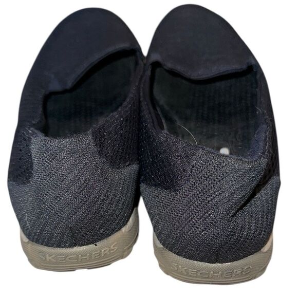 🌹Skechers Navy Relaxed Fit Slip-On Loafers - Picture 3 of 4